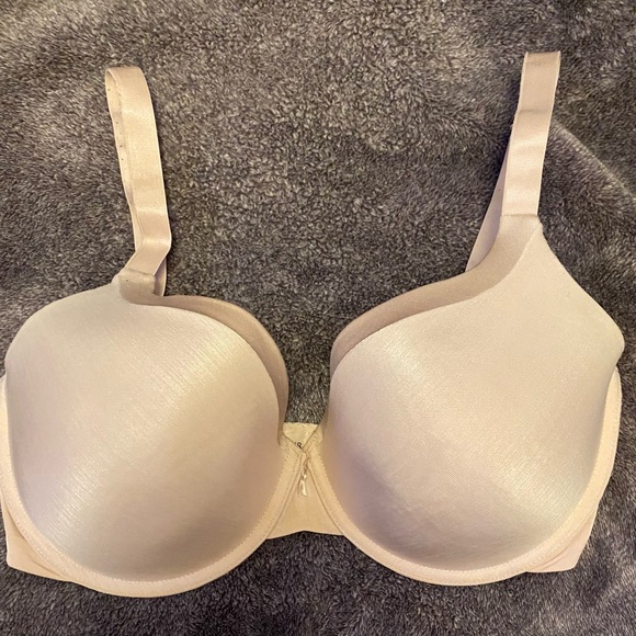 Vanity Fair Illumination Full Coverage Convertible Strap Bra, Sheer Quartz - Picture 2 of 6